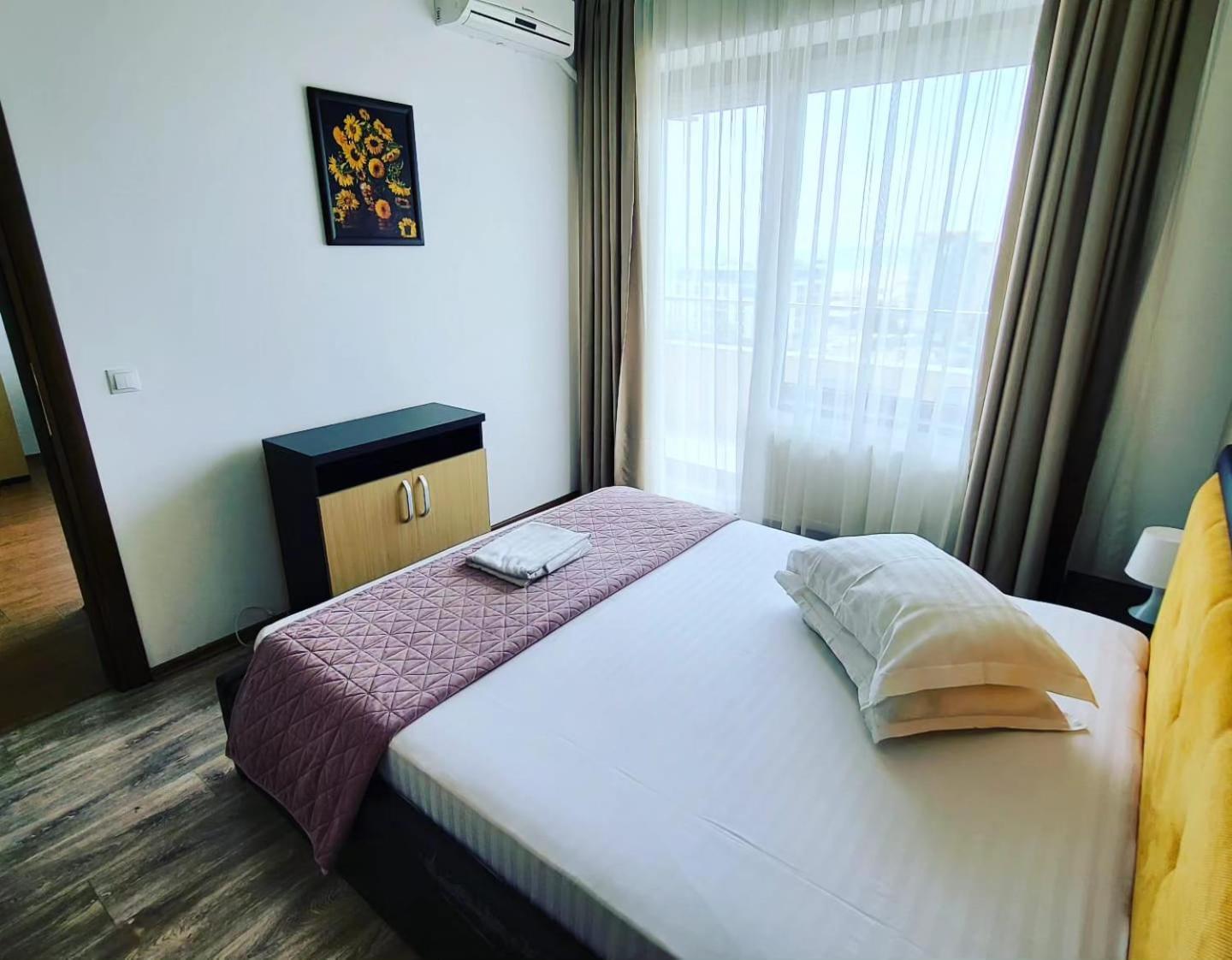 Seaview Cancun Apartments Summerland Mamaia Exterior photo